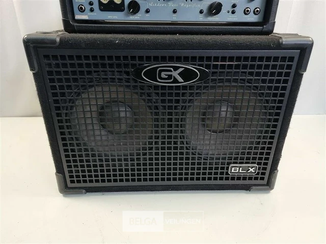 Basgitaar combo + versterker - afbeelding 3 van  6