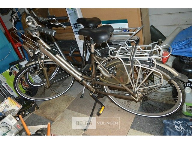 Batavus damesfiets - afbeelding 1 van  6