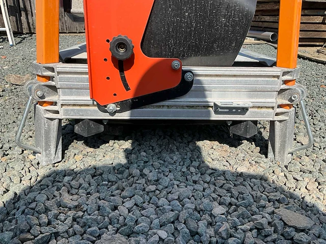 Batipav class plus 1300s zaagtafel - afbeelding 9 van  10