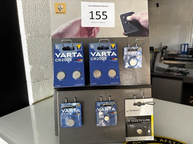 Batterij display vv. plm 20 div. batterijen - afbeelding 1 van  2