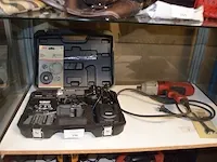 Batterijboor robust in koffer met toebehoren, elektrische moerenaanzetter milwaukee ipwe400rq