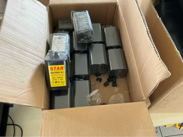 Batterijen 6 volt batterij (38x) - afbeelding 2 van  4