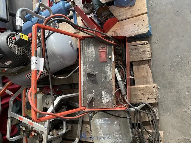 Batterijlader absaar - afbeelding 2 van  2