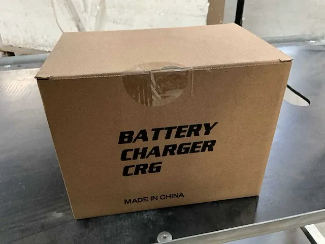 Batterijlader emak crg - afbeelding 1 van  1