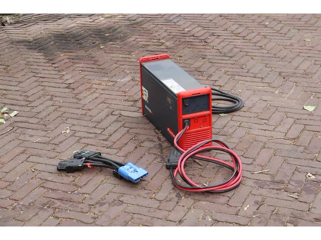 Batterijlader fronius selectiva 4.0 - afbeelding 1 van  1