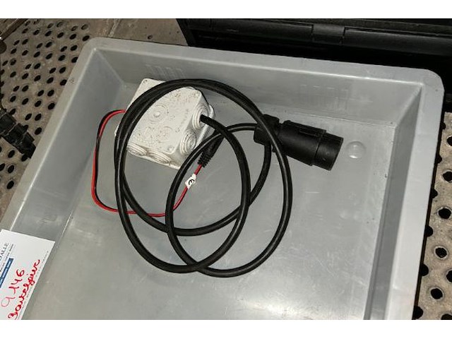 Batterijlader powerplus - afbeelding 4 van  4