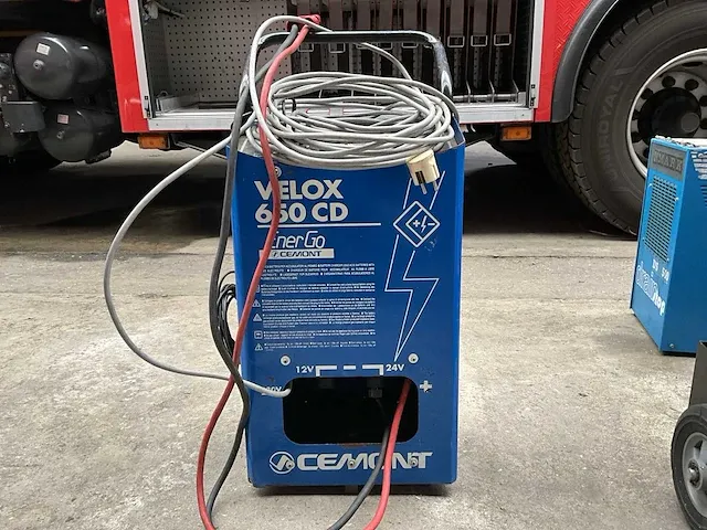 Batterijlader velox 650 cd - afbeelding 1 van  6