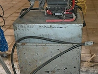 Batterijlader + verlichting - afbeelding 3 van  7
