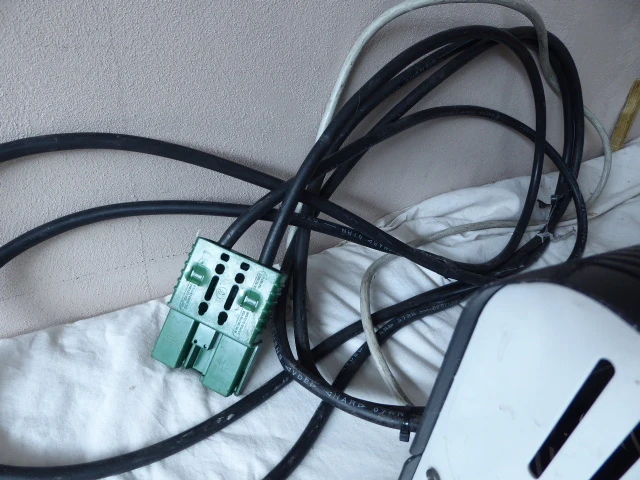 Batterijlader - afbeelding 4 van  4