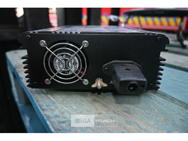 Batterijlader - afbeelding 4 van  4