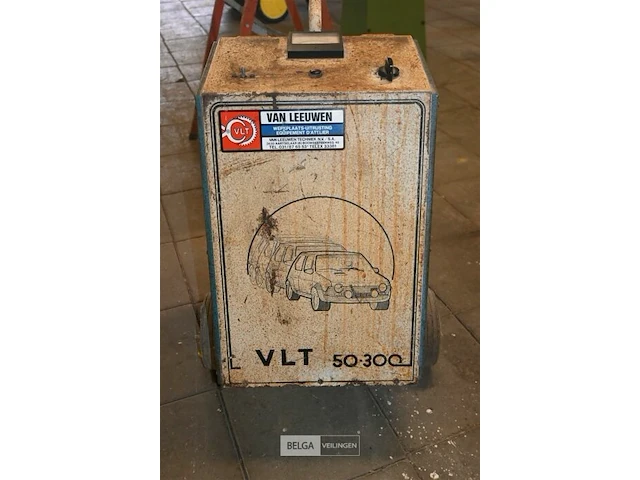 Batterijlader - afbeelding 2 van  4