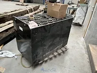 Batterijpack voor heftruck - afbeelding 1 van  5