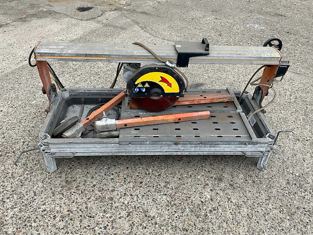 Battifav prime 100 steenzaagmachine - afbeelding 2 van  7