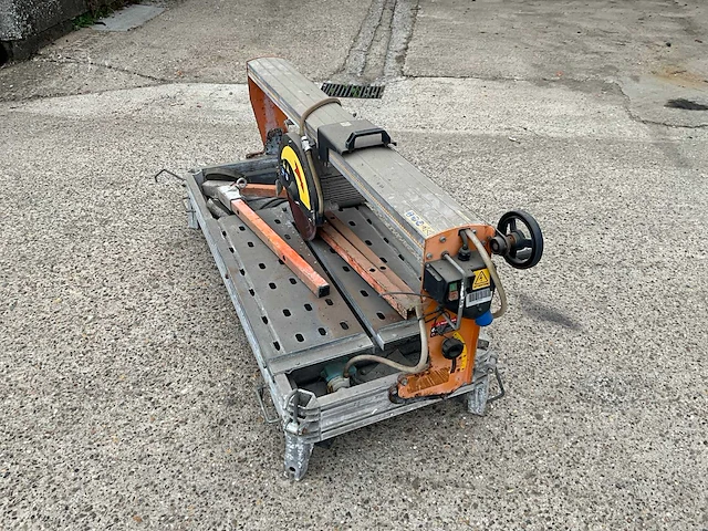 Battifav prime 100 steenzaagmachine - afbeelding 3 van  7
