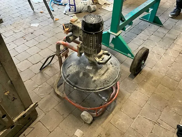 Battipav betonmixer - afbeelding 2 van  4