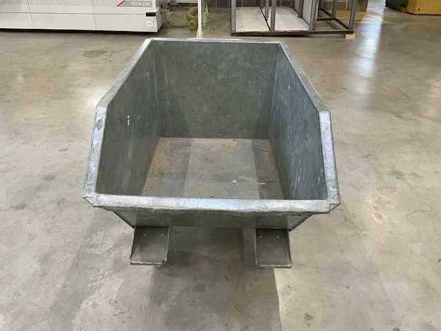 Bauer gu 500 kantelbare afvalcontainer - afbeelding 2 van  6