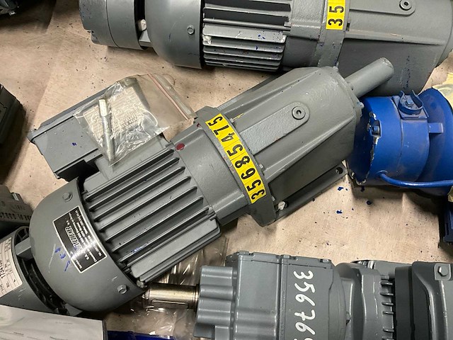 Bauer + sew electro motor met reductie (6x) - afbeelding 9 van  9