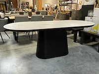 Bauwens design eetkamertafel - afbeelding 1 van  8