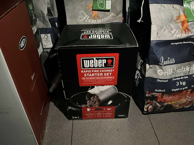 Bbq boretti + toebehoren wo weber en flammenco - afbeelding 3 van  4