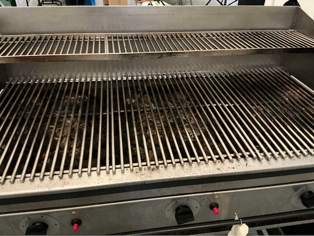 Bbq + meubel - afbeelding 7 van  12