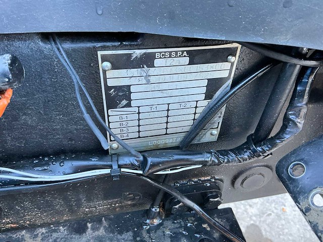 Bcs vivid 400dt minitractor - afbeelding 11 van  11