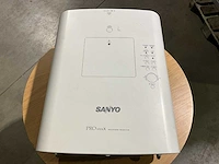Beamer sanyo pro xtrax plc-xt25 + tafel - afbeelding 4 van  9