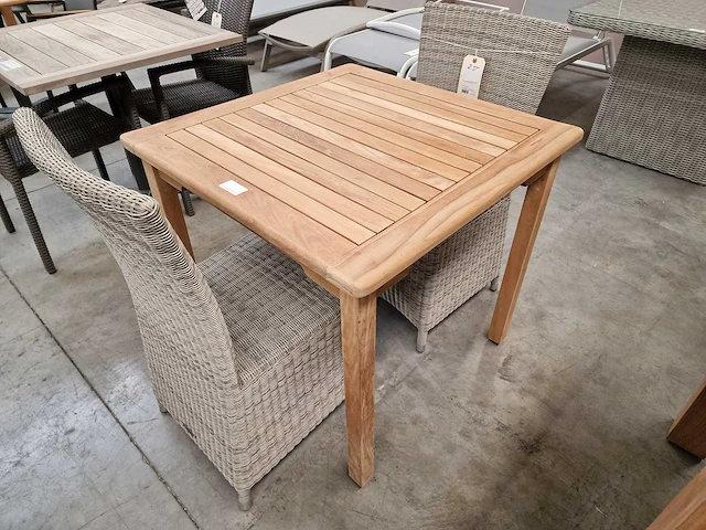 Beaufort10 teak tuintafel horeca 80x80cm met blokpoten - afbeelding 1 van  4