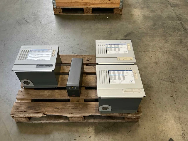 Beckhoff filzmoser c6140 box-pc (3x) - afbeelding 1 van  6