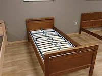 Bed in beuken met lattenbodem - afbeelding 2 van  4