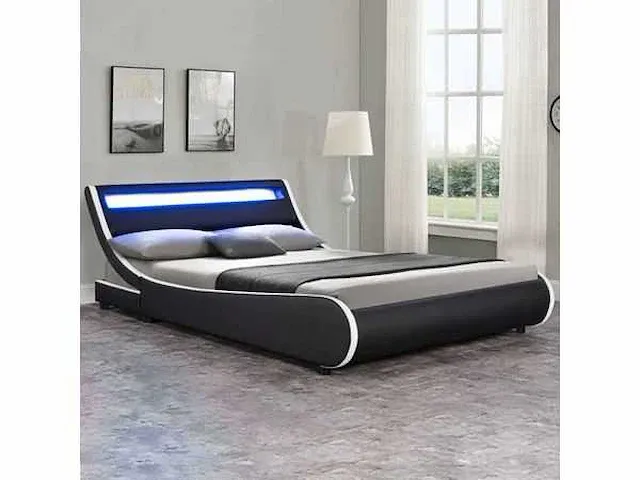Bed met led verlichting en lattenbodem 180x200 - afbeelding 1 van  9