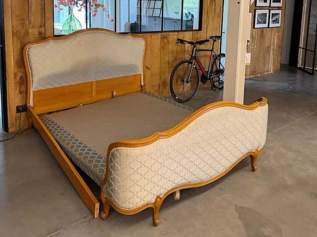 Bed uit de jaren 60 - afbeelding 2 van  8