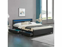 Bed van 180x200cm met led-verlichting en lattenbodem