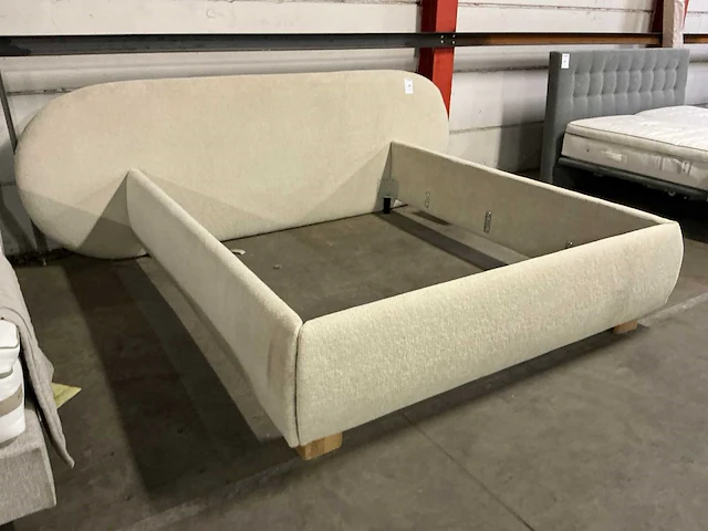 Bedframe - afbeelding 2 van  5