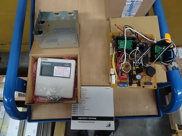 Bedrade afstandsbediening daikin - afbeelding 1 van  6
