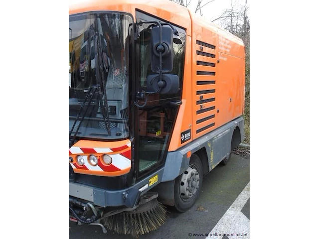 Bedrijfsmateriaal/straatveegwagen ravo, 5-series 540, diesel, 1e inschr 07/08/15, xl95f6hb8fa020259, co²-uitstoot ng, euro ng, kenteken i+ii, gelijkvormigheidsattest, keuring na, 1sleutel - afbeelding 5 van  12