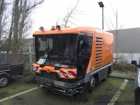 Bedrijfsmateriaal/straatveegwagen ravo, 5-series 540, diesel, 1e inschr 17/12/15, xl95f6hb3fa020346, co²-uitstoot ng, euro ng, kenteken i+ii, gelijkvormigheidsattest, keuring na, 2sleutels