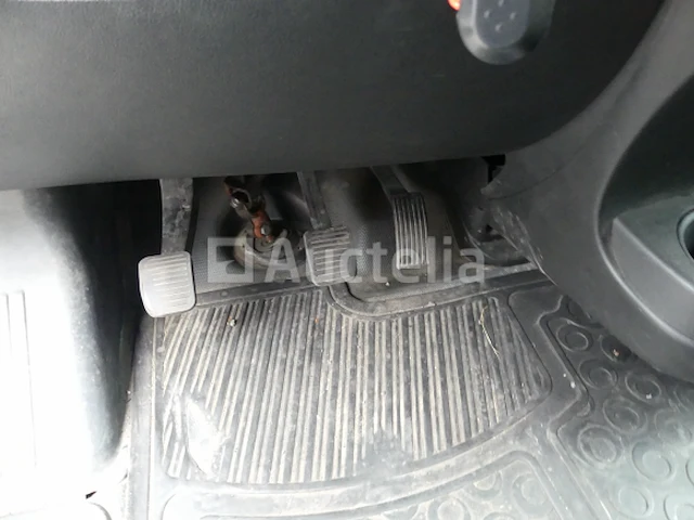 Bedrijfsvoertuig peugeot boxer (2016-177.643 km) - vin vf3yc2mfc12c99805 - afbeelding 26 van  40
