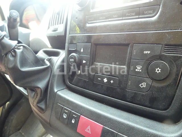 Bedrijfswagen citroën jumper (2018-138.832 km-vin:vf7yc3mfb12f97255) - afbeelding 21 van  31