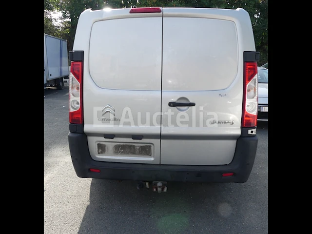 Bedrijfswagen citroën jumpy (2013-98.739 km) - vin vf7xuahz-8dz018993 - afbeelding 23 van  38