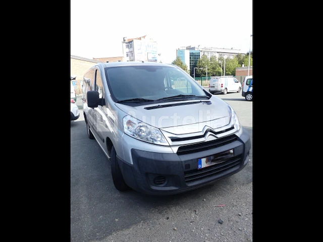 Bedrijfswagen citroën jumpy (2013-98.739 km) - vin vf7xuahz-8dz018993 - afbeelding 33 van  38