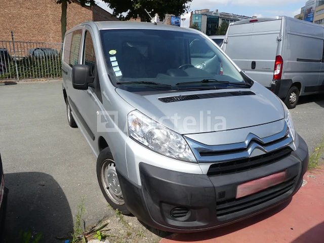 Bedrijfswagen citroën jumpy (2015-115.582 km) - vin vf7xuahz8fz056491 - afbeelding 23 van  37