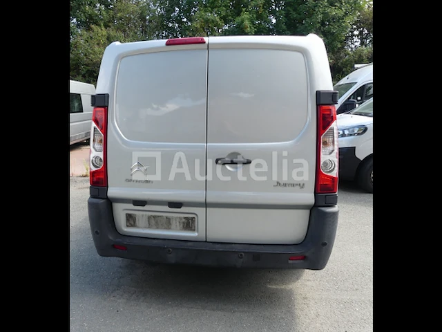Bedrijfswagen citroën jumpy (2015-115.582 km) - vin vf7xuahz8fz056491 - afbeelding 33 van  37