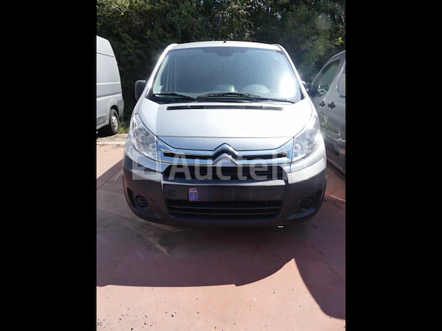 Bedrijfswagen citroën jumpy (2015-147.724 km) - vin vf7xuahz8fz056488 - afbeelding 12 van  29