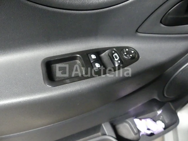 Bedrijfswagen citroën jumpy (2015-81.924 km) - vin vf7xuahz8fz056232 - afbeelding 6 van  29