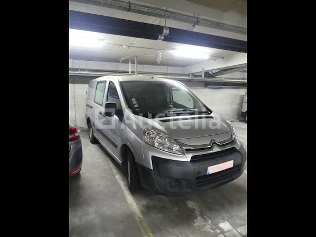 Bedrijfswagen citroën jumpy (2015-81.924 km) - vin vf7xuahz8fz056232 - afbeelding 12 van  29