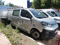 Bedrijfswagen citroën jumpy (2016) - vin vf7vfahkhgz075546 - afbeelding 21 van  27