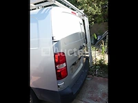 Bedrijfswagen citroën jumpy (2016) - vin vf7vfahkhgz075546 - afbeelding 25 van  27