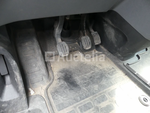 Bedrijfswagen citroën jumpy (2016-167.151 km) - vin vf7vfahkhgz075539 - afbeelding 16 van  39