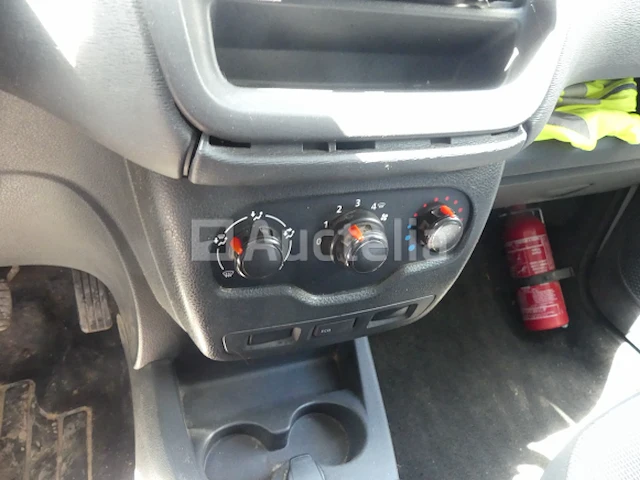 Bedrijfswagen dacia dokker (2018-151.162 km-vin:uu18sd6h559358109) - afbeelding 2 van  25