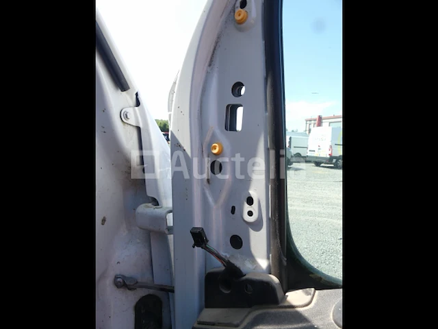 Bedrijfswagen dubbele cabine opel movano (2017-ca. 100.628 km-vin:wolmsy601hb133799 - afbeelding 31 van  36